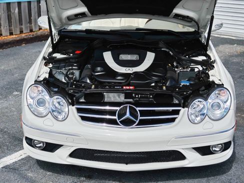 Used 2008 Mercedes-Benz CLK 550 Cabriolet image 19