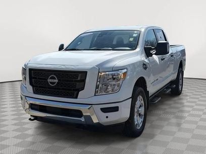 Used 2024 Nissan Titan SV w/ SV Convenience Package