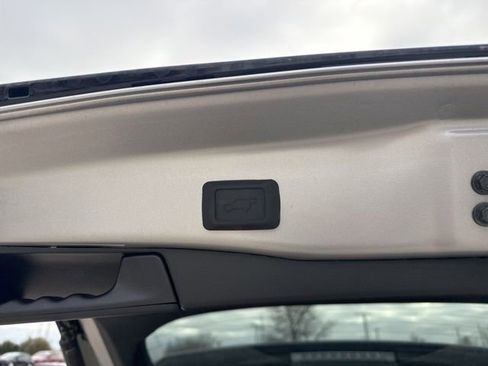 Used 2025 Toyota RAV4 XSE image 8