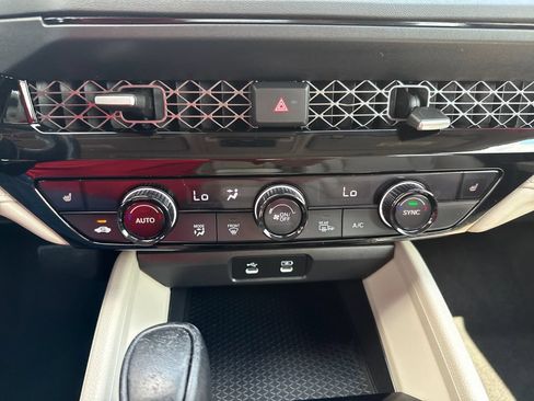 Used 2023 Honda Accord EX-L image 32