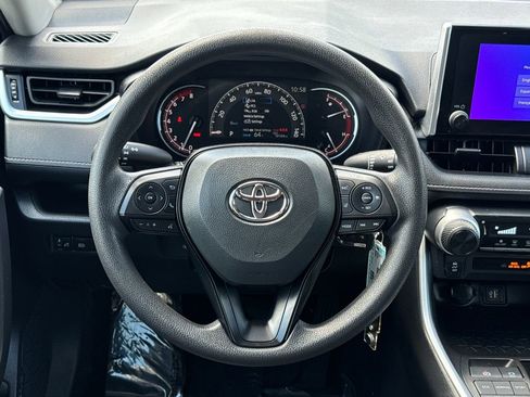 Used 2023 Toyota RAV4 LE FWD image 13