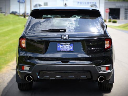 Used 2025 Honda Passport Black Edition image 6