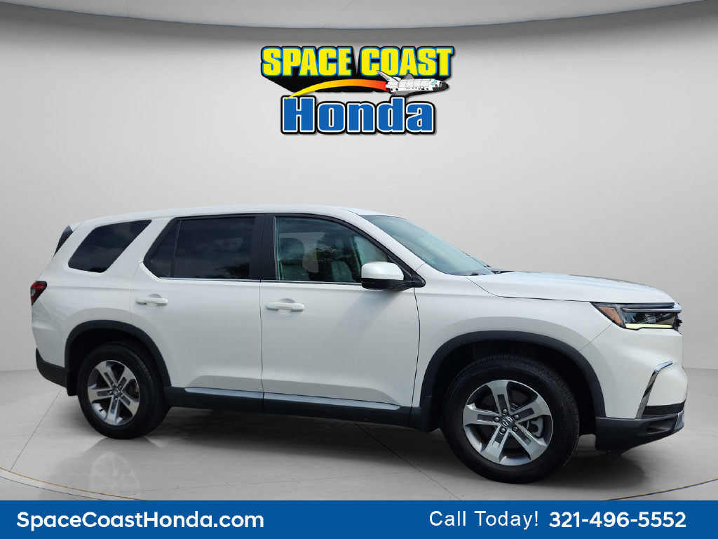 Used 2025 Honda Pilot EX-L image 12