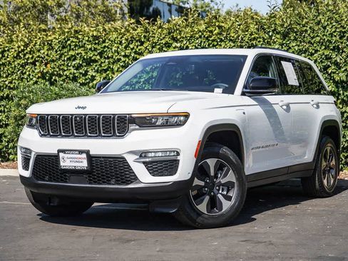 Used 2022 Jeep Grand Cherokee Limited 4xe w/ Luxury Tech Group II AWD/4WD image 1