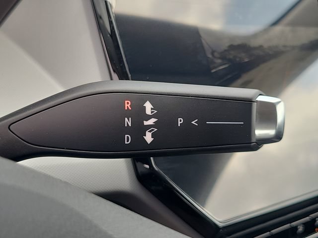 New 2027 Chevrolet Bolt LT FWD image 29