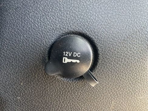 Used 2023 Dodge Durango R/T w/ Hemi Orange Plus Package AWD/4WD image 19