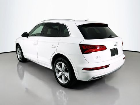 Used 2019 Audi Q5 2.0T Premium w/ Convenience Package AWD/4WD image 3