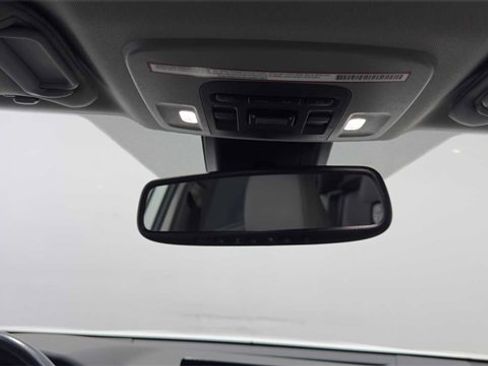 Used 2021 Toyota Camry SE w/ Convenience Package image 18