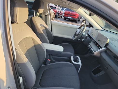 Certified 2024 Hyundai Ioniq 5 SEL RWD image 21