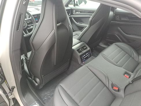 Used 2026 Porsche Panamera 4 AWD/4WD image 19
