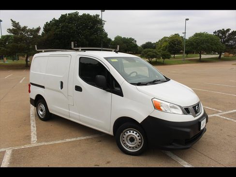 Used 2016 Nissan NV200 S FWD image 7