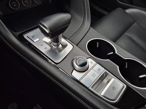 Used 2023 Genesis G70 2.0T RWD image 42