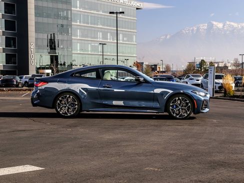 Used 2025 BMW 430i xDrive 430i xDrive w/ M Sport Package image 6