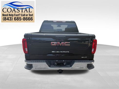Used 2025 GMC Sierra 1500 SLT AWD/4WD image 11