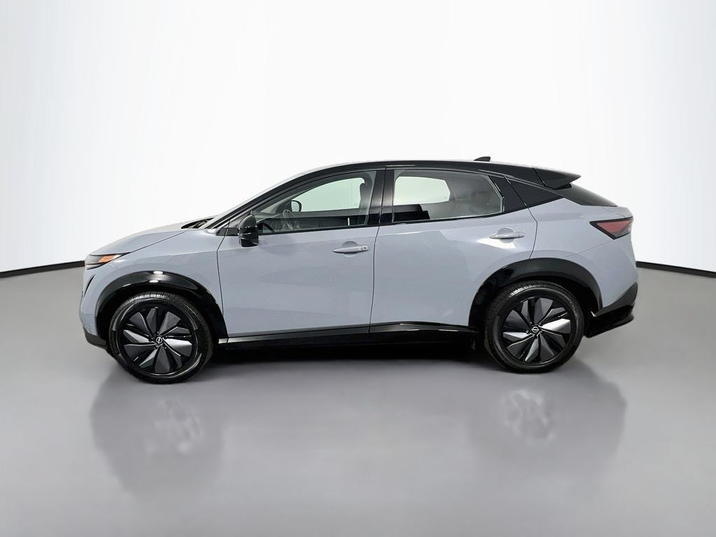 Used 2024 Nissan Ariya AWD image 4