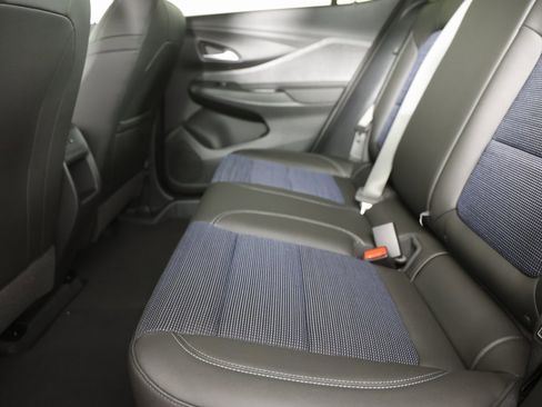 New 2025 Buick Envista Preferred w/ Convenience I Package image 9