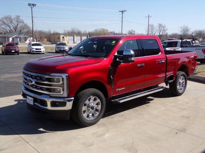 New 2025 Ford F250 Lariat w/ Chrome Package