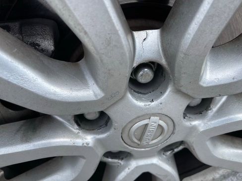 Used 2016 Nissan Pathfinder S image 34