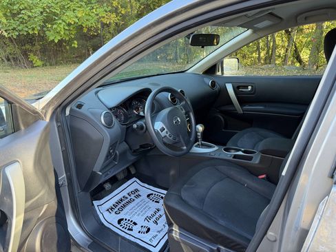 Used 2015 Nissan Rogue S w/ Convenience Package image 10