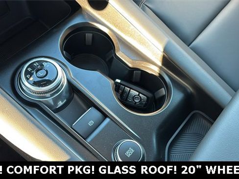 New 2026 Ford Explorer Active image 19