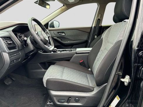 Certified 2023 Nissan Rogue SV image 19