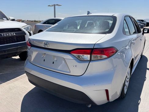 Used 2025 Toyota Corolla LE FWD image 4