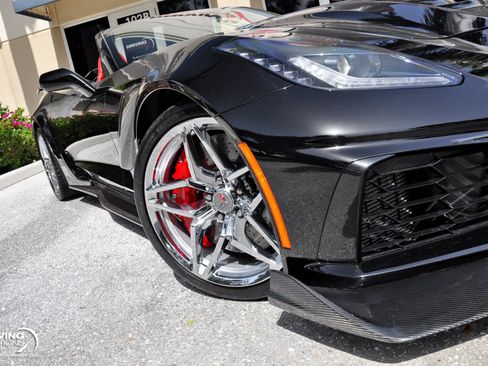 Used 2019 Chevrolet Corvette ZR1 RWD image 13
