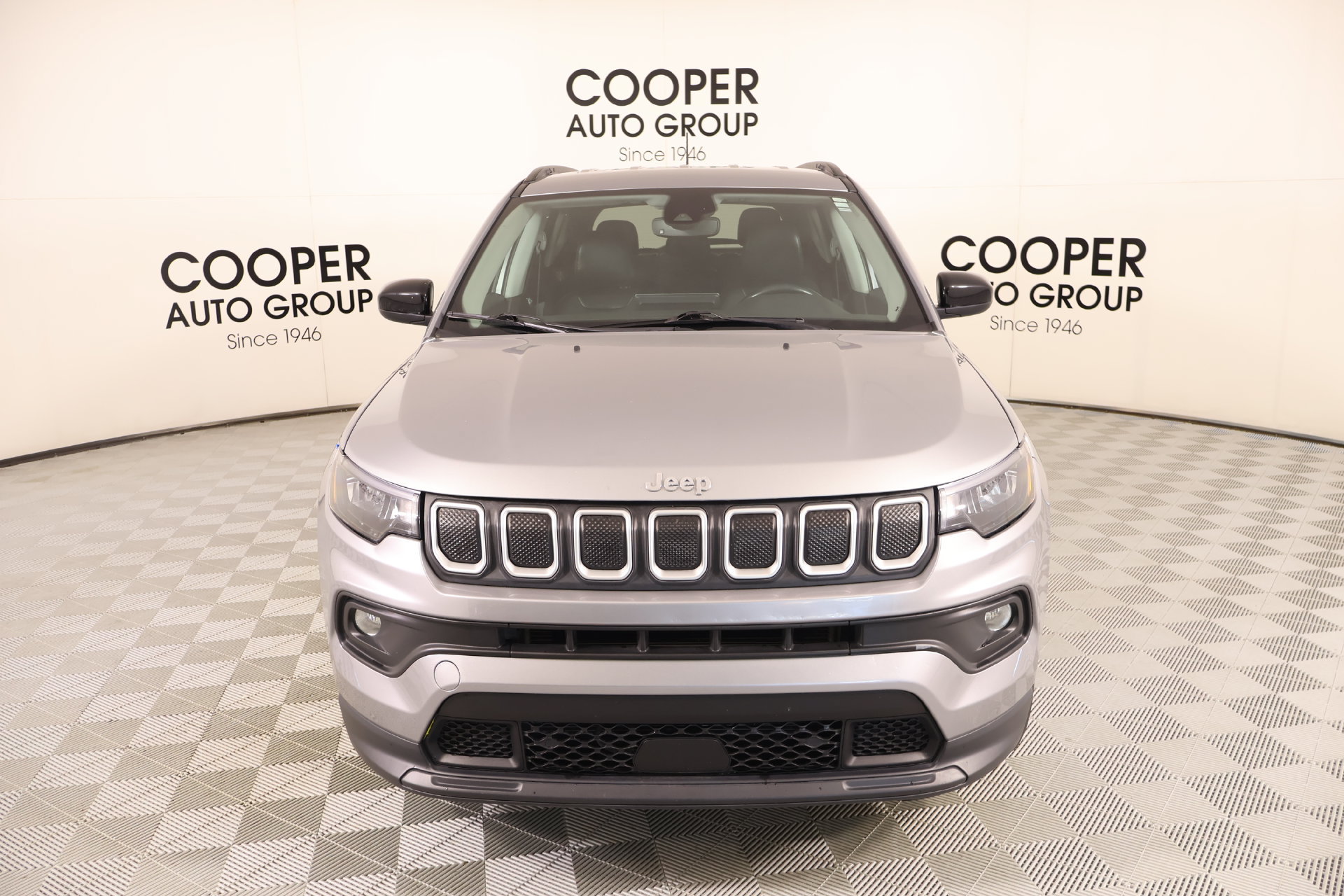 Used 2022 Jeep Compass Latitude AWD/4WD image 9