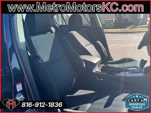 Used 2010 MAZDA MAZDA3 i Touring image 39