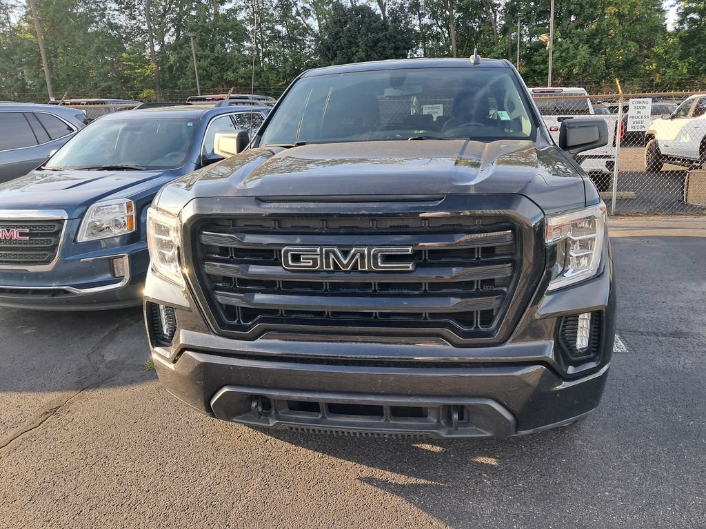 Used 2022 GMC Sierra 1500 Elevation w/ LPO, Elevation Black Package AWD/4WD image 5