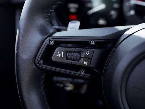 Used 2024 Porsche 911 Carrera 4S image 42