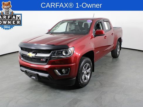 Used 2017 Chevrolet Colorado Z71 image 2