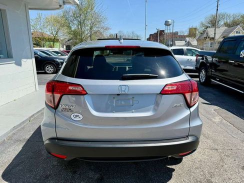 Used 2018 Honda HR-V EX image 16