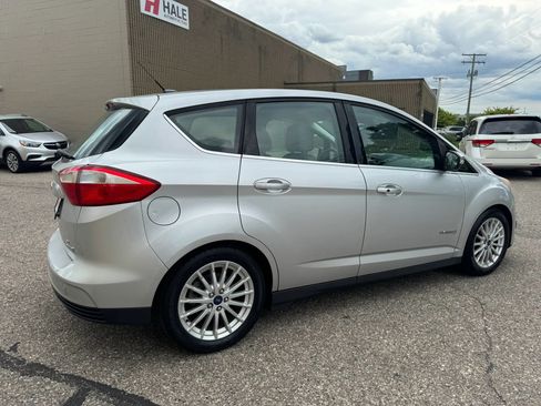 Used 2015 Ford C-MAX SEL w/ Interior Protection Package FWD image 10