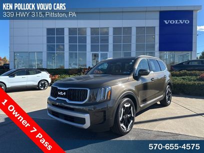 Used 2024 Kia Telluride EX w/ EX Captain's Chair Package