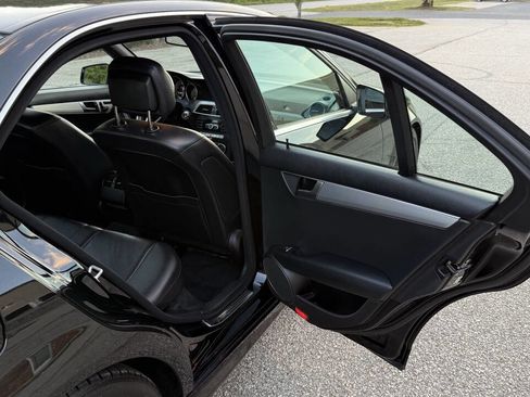 Used 2013 Mercedes-Benz C 250 Sedan w/ Premium 1 Pkg image 15