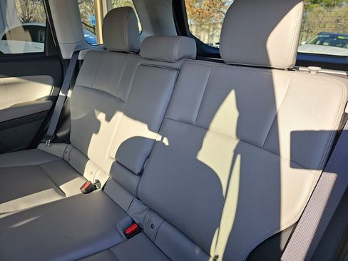 Used 2015 Subaru Forester 2.5i Touring w/ Eyesight & Navigation System image 15