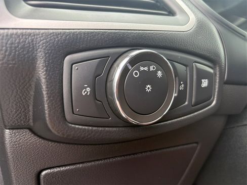 Used 2022 Ford Edge SEL image 31