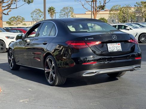 Used 2025 Mercedes-Benz C 300 Sedan image 13