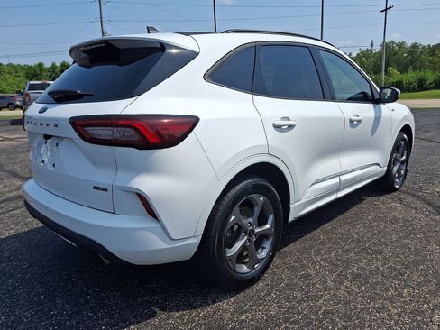 Used 2023 Ford Escape ST-Line Select AWD/4WD image 25