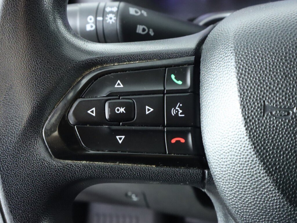 Used 2023 RAM ProMaster 2500 FWD image 12