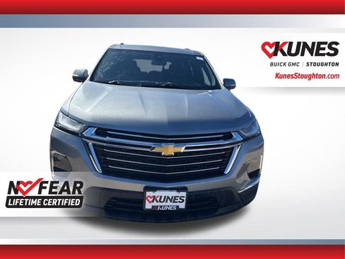 Used 2023 Chevrolet Traverse LT w/ LPO, Floor Liner Package image 5