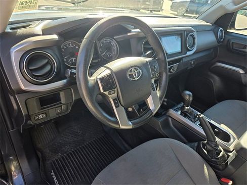Used 2019 Toyota Tacoma SR5 image 9