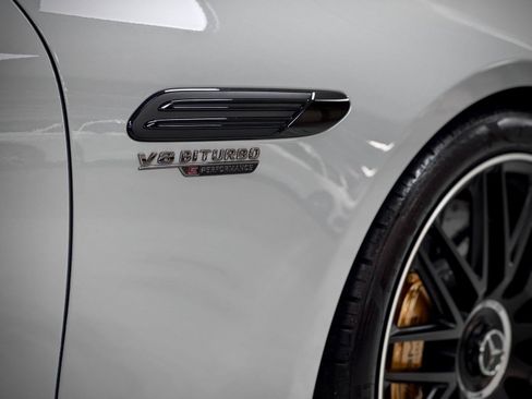 Used 2025 Mercedes-Benz SL 63 AMG S e Performance 4MATIC image 46