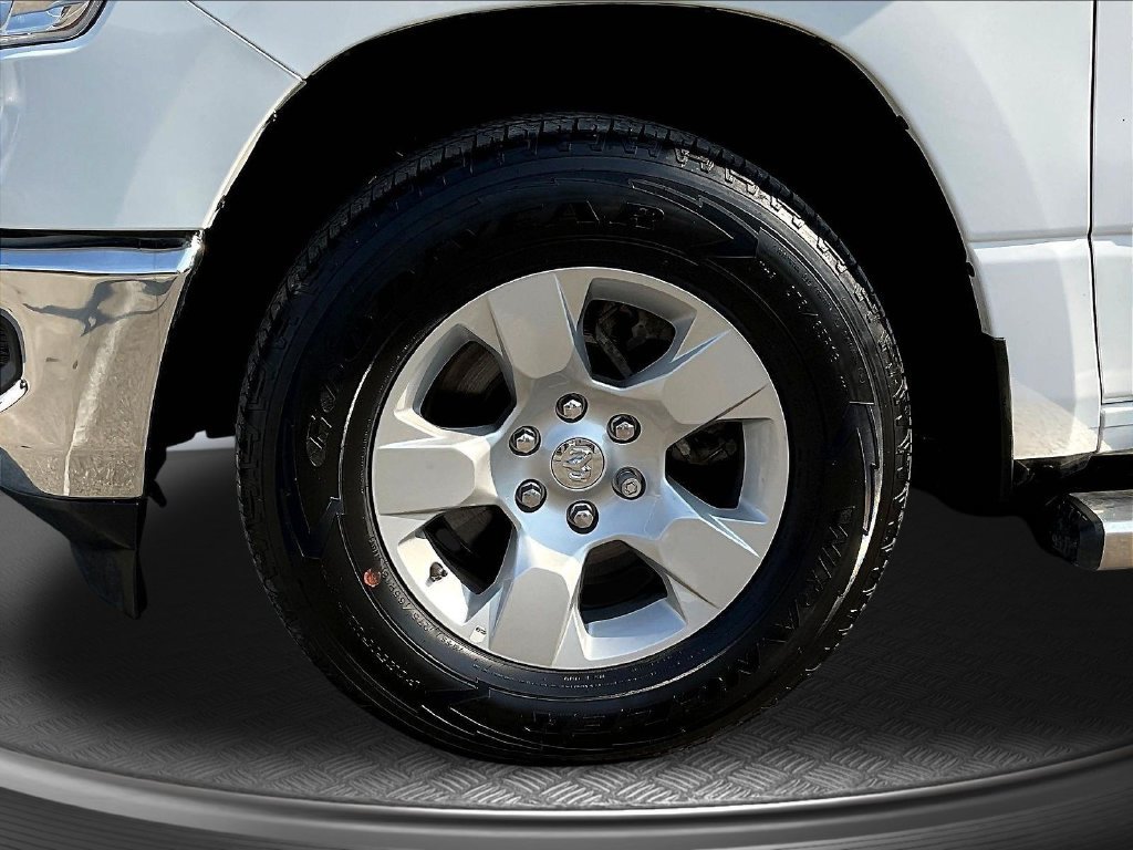 Used 2024 RAM 1500 Big Horn AWD/4WD image 34