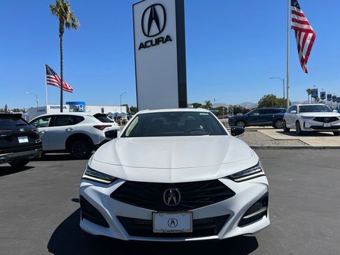 New 2025 Acura TLX w/ Technology Package image 2