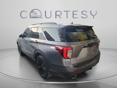 Used 2023 Ford Explorer ST-Line w/ Class IV Trailer Tow Package RWD image 3
