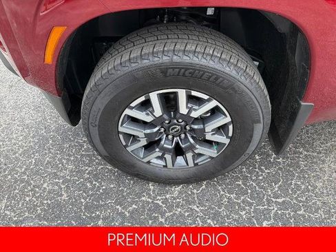 Certified 2024 Nissan Frontier SL w/ Technology Package image 11