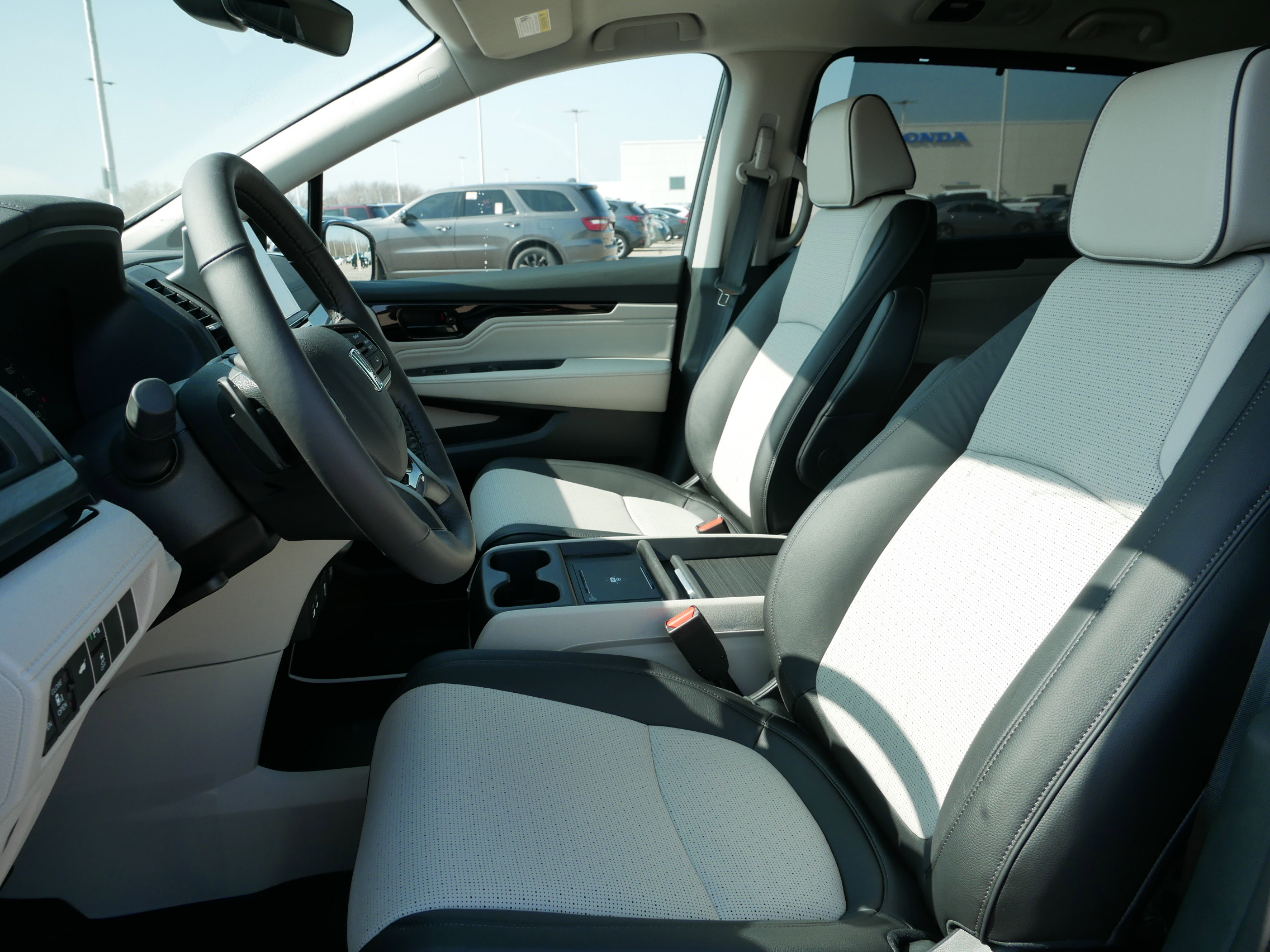 New 2027 Honda Odyssey Elite image 5