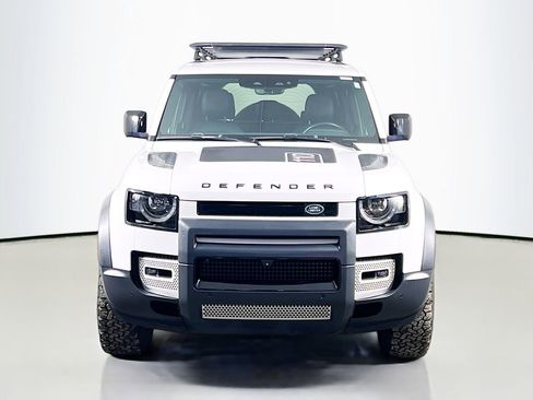 Used 2023 Land Rover Defender 110 S AWD/4WD image 2